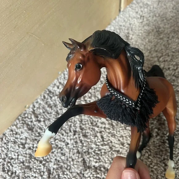 Breyer Empress Model - Picture 5 of 7